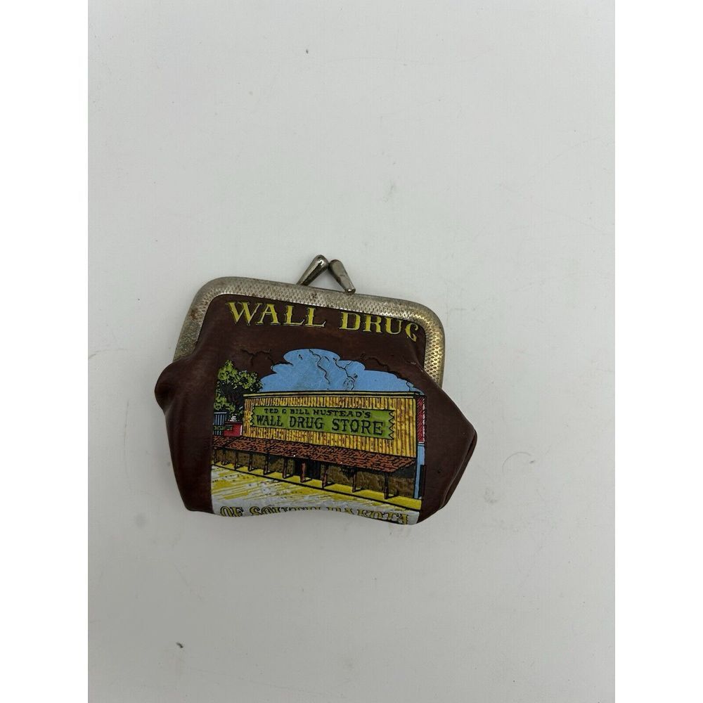 Ted & Bill Hustead Wall Drug Store Vintage Change Purse W‎